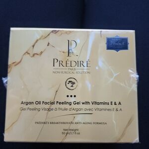 Nourishing Facial Peel with Argan Oil and Retinol